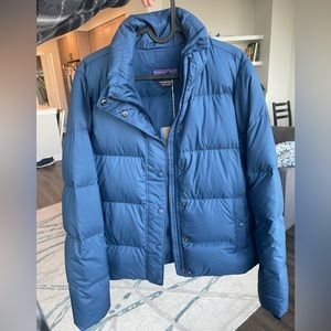 NWT Patagonia Women’s Silent Down Jacket in Stone Blue